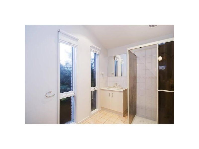 24 Lyall Drive, Werribee VIC 3030