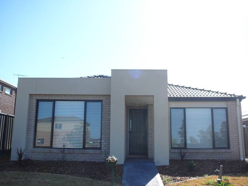 3 Lysterfield Walk, Wyndham Vale VIC 3024