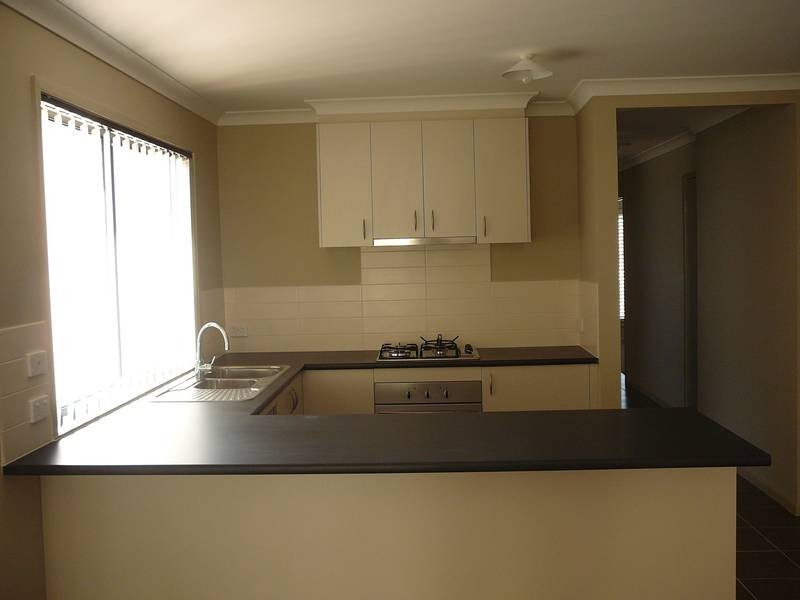 3 Lysterfield Walk, Wyndham Vale VIC 3024