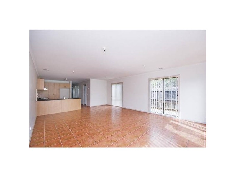 1/6-8 Salisbury Street, Werribee VIC 3030