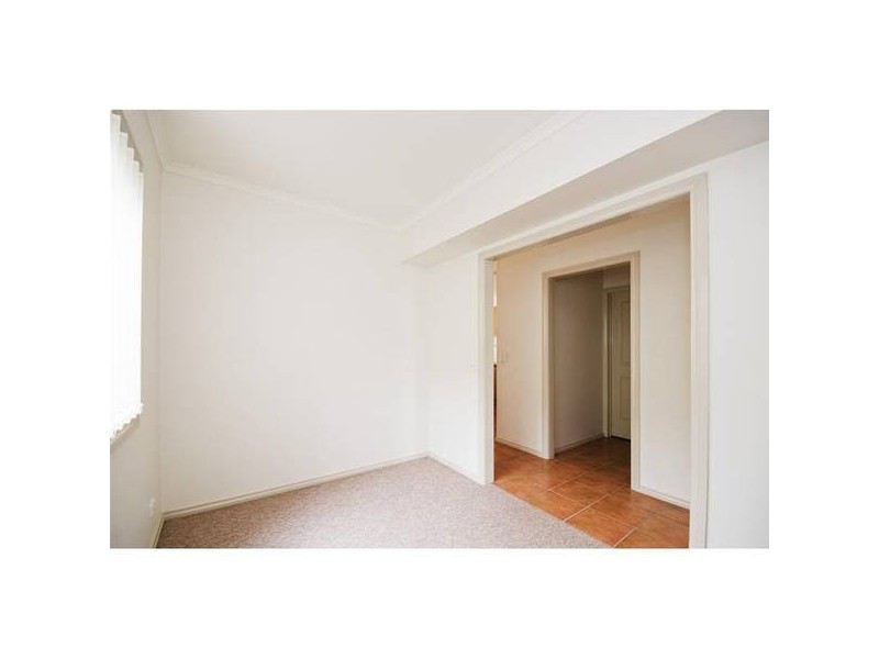 1/6-8 Salisbury Street, Werribee VIC 3030