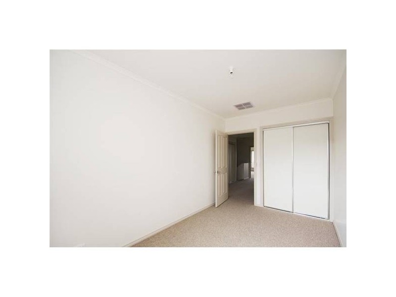 1/6-8 Salisbury Street, Werribee VIC 3030