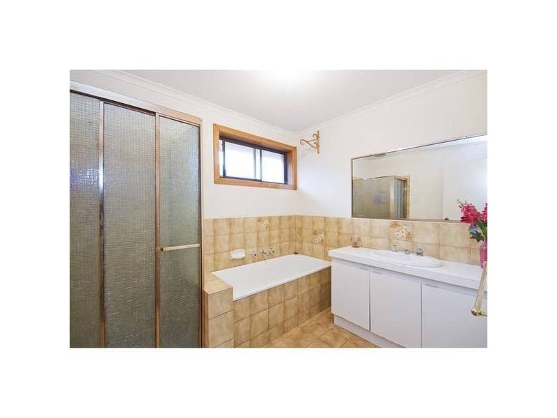 85 Mossfiel Drive, Hoppers Crossing VIC 3029