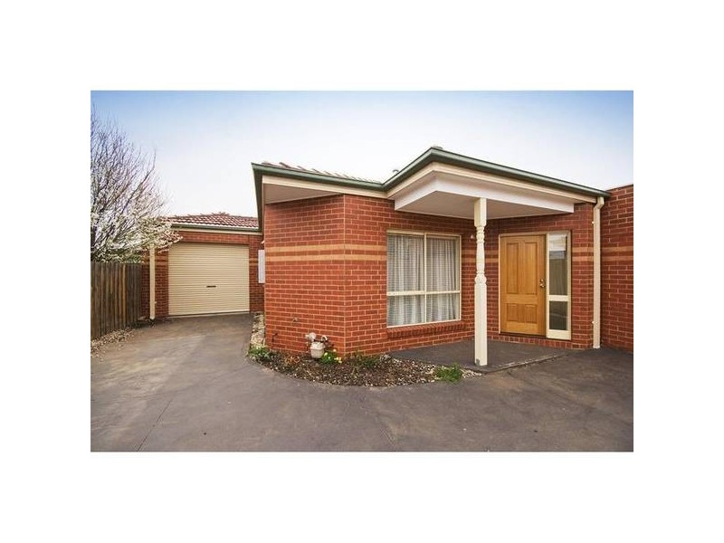 2/7 Mary Avenue, Werribee VIC 3030