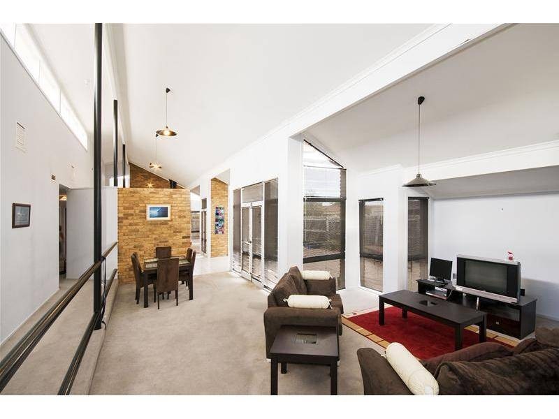 50 Bourke Crescent, Hoppers Crossing VIC 3029