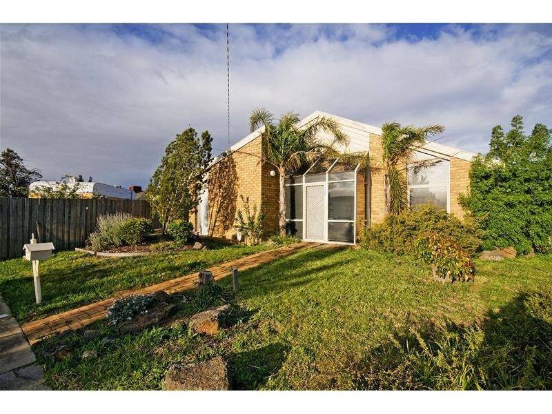 50 Bourke Crescent, Hoppers Crossing VIC 3029