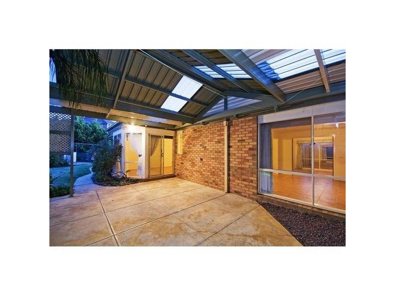34 Tandarra Drive, Hoppers Crossing VIC 3029