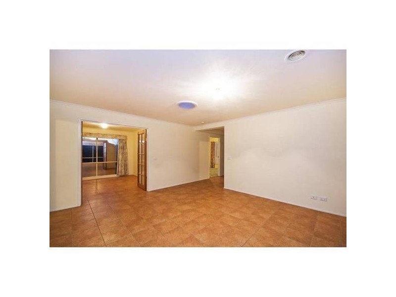34 Tandarra Drive, Hoppers Crossing VIC 3029