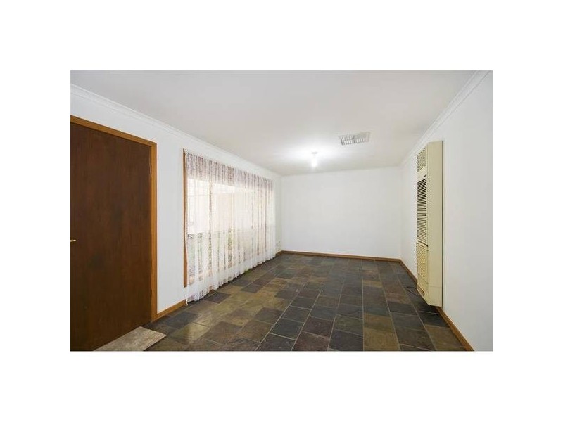 2/2 Kiely Avenue, Werribee VIC 3030