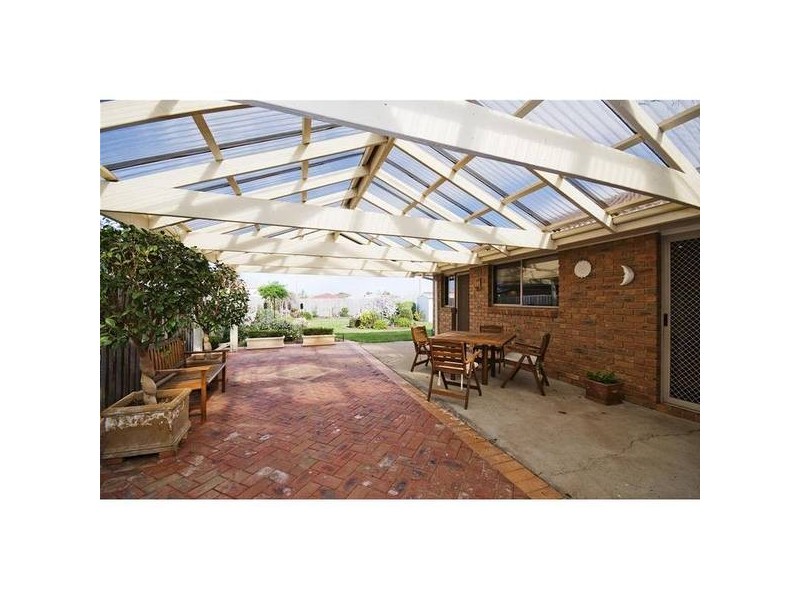 26 Dona Drive, Hoppers Crossing VIC 3029