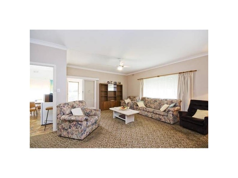 14 Wyndham Street, Werribee VIC 3030