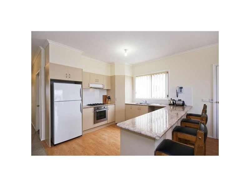 33 Egan Close, Werribee VIC 3030