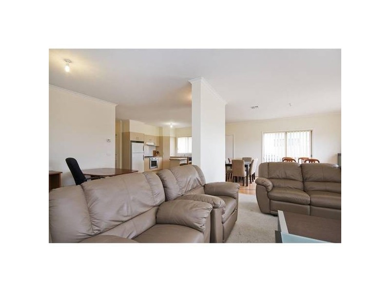 33 Egan Close, Werribee VIC 3030