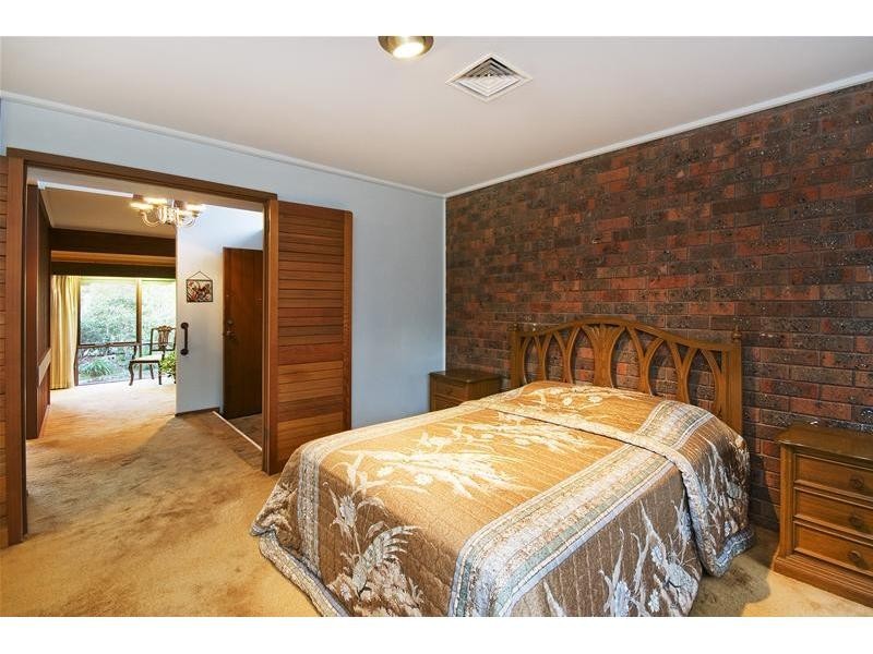 24 Wattamolla Avenue, Werribee VIC 3030