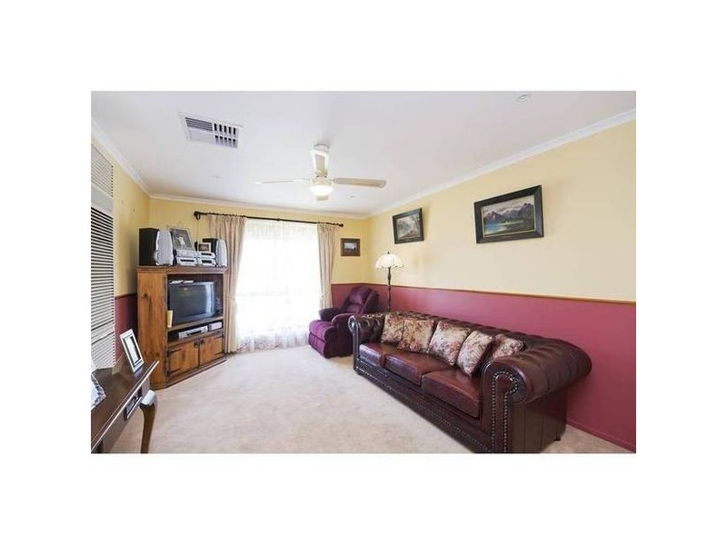 14 Tiber Close, Werribee VIC 3030