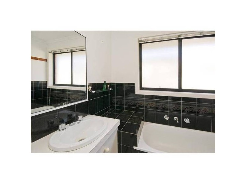 14 Tiber Close, Werribee VIC 3030
