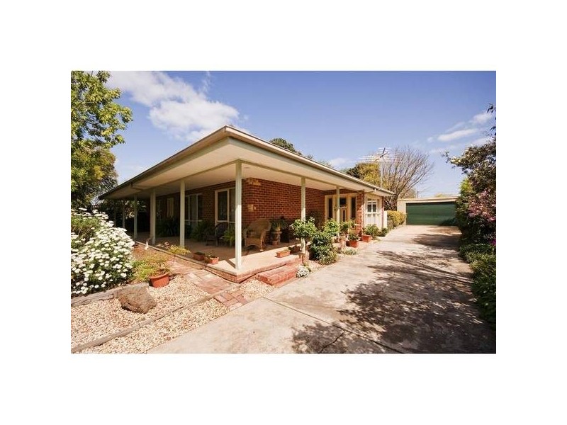 15 College Road, Werribee VIC 3030