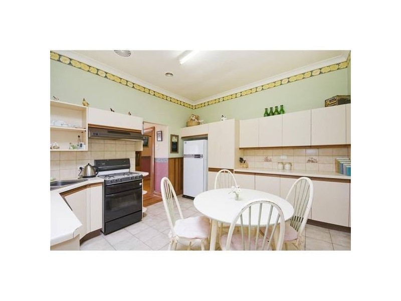 15 College Road, Werribee VIC 3030