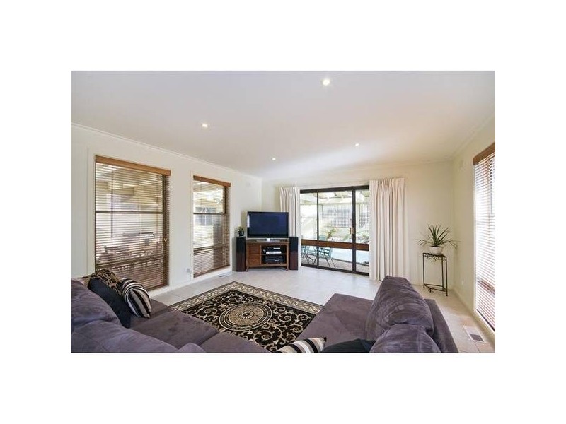 24 Geelong Road, Werribee VIC 3030