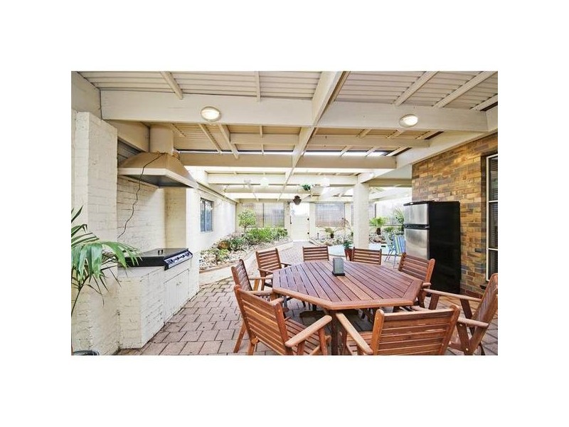 24 Geelong Road, Werribee VIC 3030