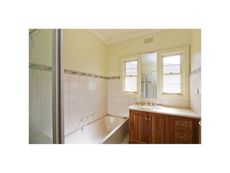 24 Geelong Road, Werribee VIC 3030