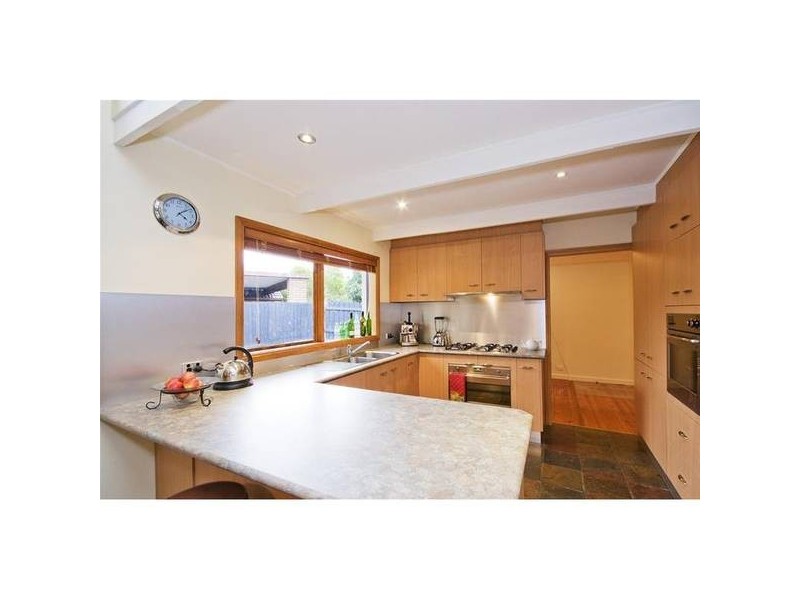 25 Burnham Drive, Hoppers Crossing VIC 3029