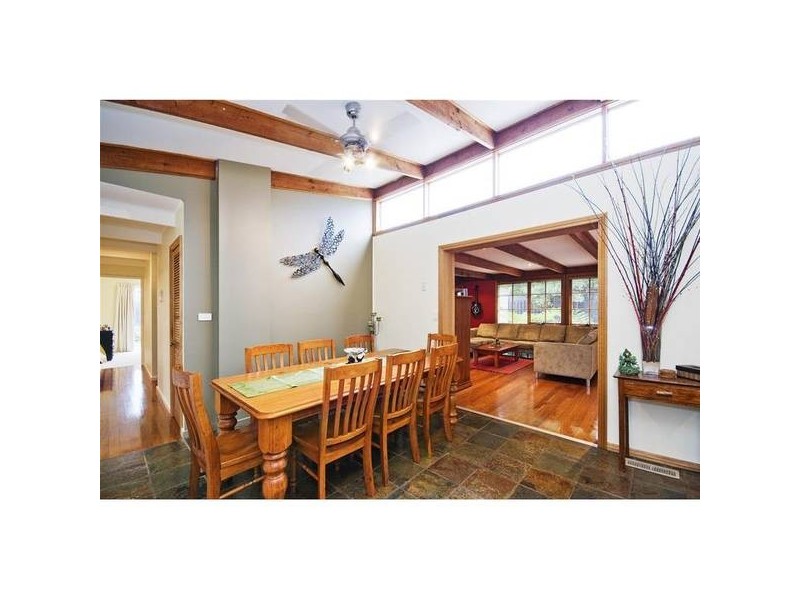 25 Burnham Drive, Hoppers Crossing VIC 3029