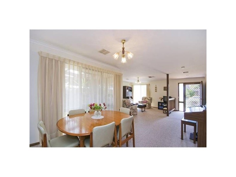 75 Parramatta Road, Werribee VIC 3030