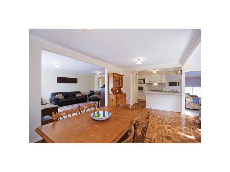10 Flinders Crescent, Wyndham Vale VIC 3024