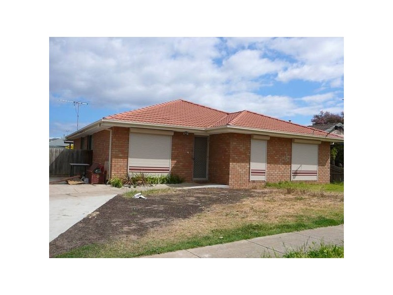 38 Hotham Crescent, Hoppers Crossing VIC 3029