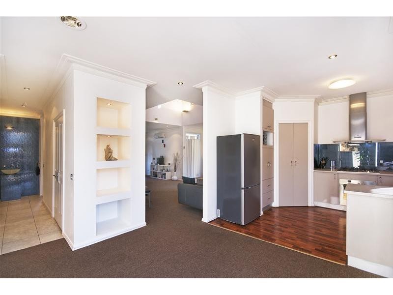 6 Grand Canal Boulevard, Point Cook VIC 3030