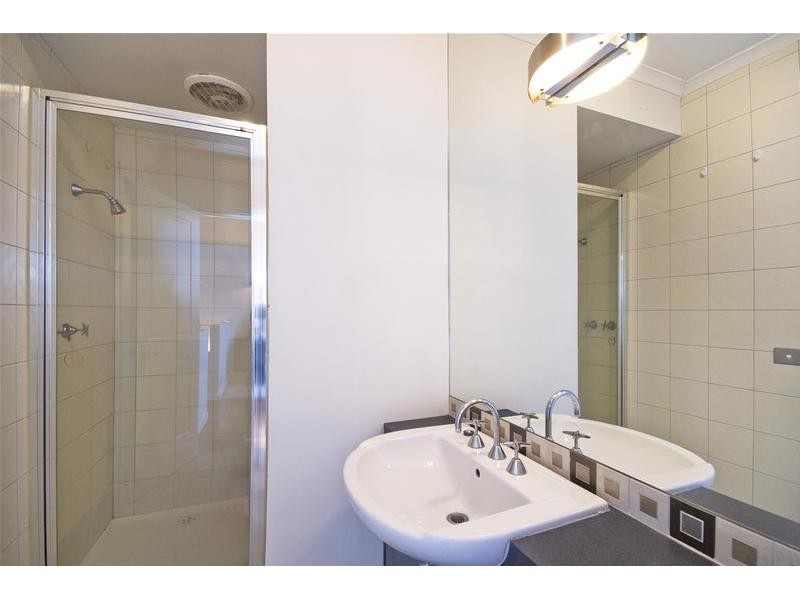 6 Grand Canal Boulevard, Point Cook VIC 3030