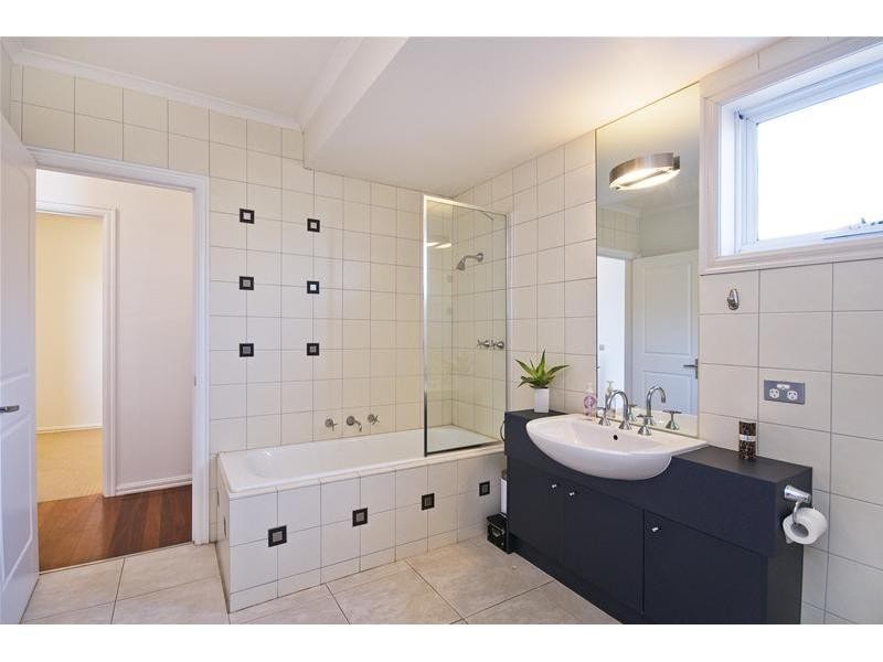 6 Grand Canal Boulevard, Point Cook VIC 3030