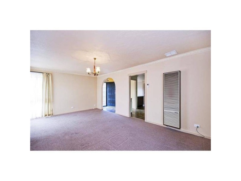 2 Glenmoyne Square, Werribee VIC 3030