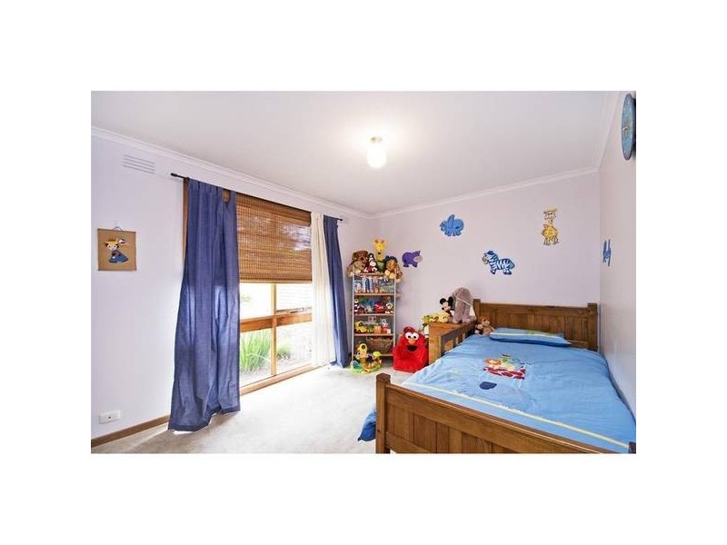 29 Manorvale Parade, Werribee VIC 3030