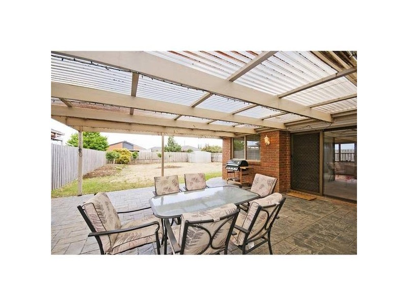 5 Shearwater Court, Hoppers Crossing VIC 3029
