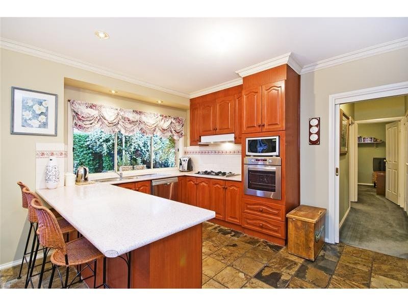 61 Wildflower Crescent, Hoppers Crossing VIC 3029