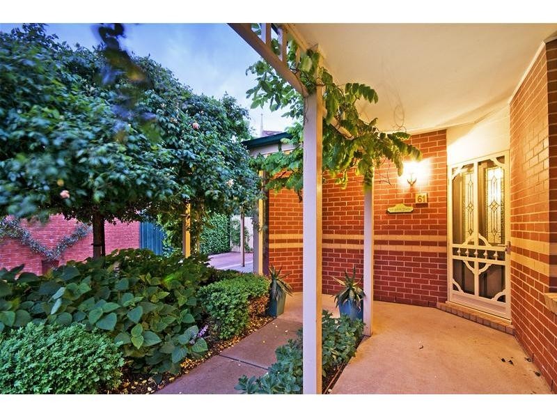 61 Wildflower Crescent, Hoppers Crossing VIC 3029