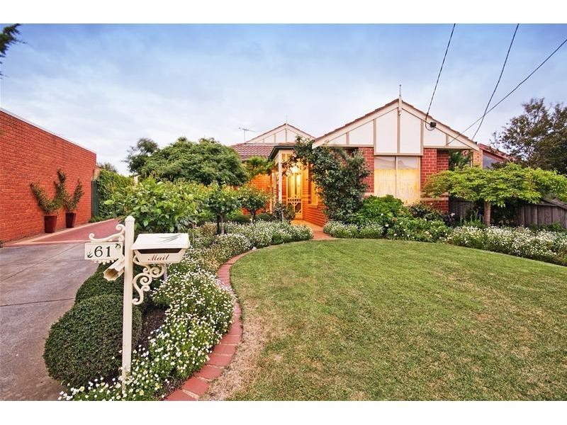 61 Wildflower Crescent, Hoppers Crossing VIC 3029