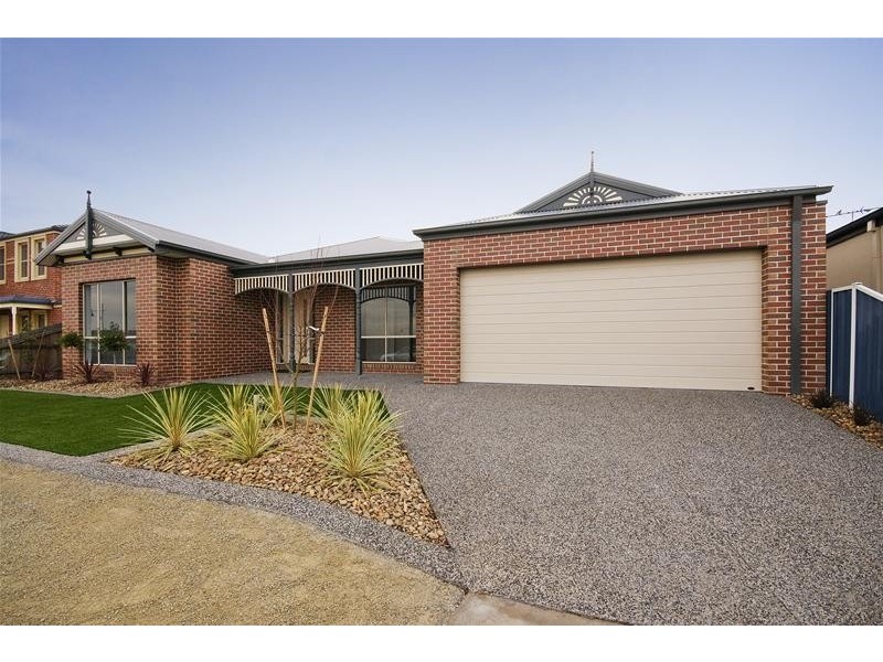 18 (Lot 48) Yankos Drive, Werribee VIC 3030
