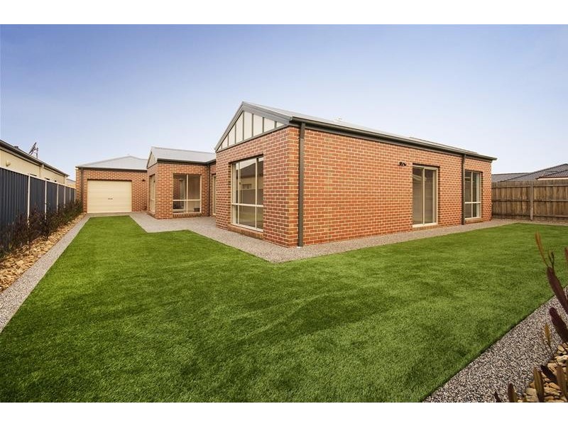 18 (Lot 48) Yankos Drive, Werribee VIC 3030