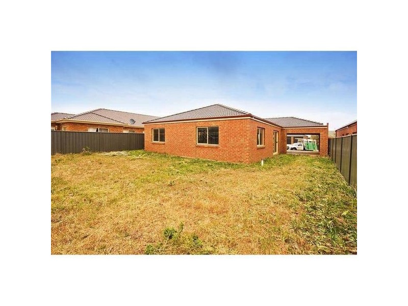 5 Mundi Crescent, Wyndham Vale VIC 3024