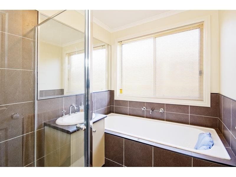 10 Pilotbird Way, Tarneit VIC 3029