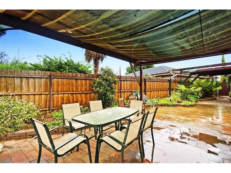 9 Stewart Drive, Werribee VIC 3030