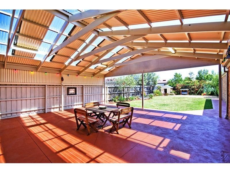 36 Carruthers Drive, Hoppers Crossing VIC 3029