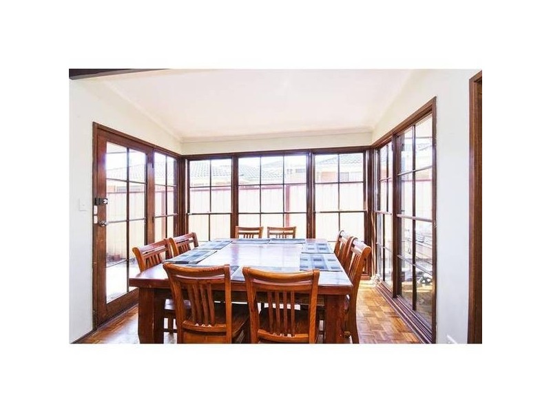 17 Woodville Park Drive, Hoppers Crossing VIC 3029