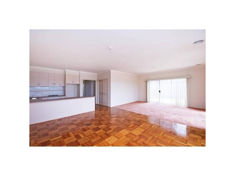 24 Egan Close, Werribee VIC 3030