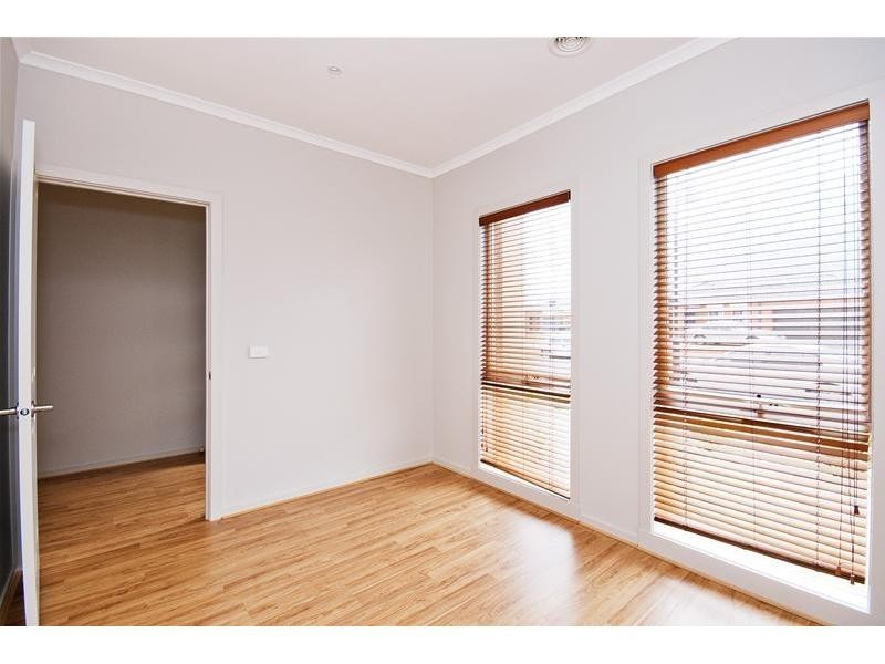 5 Lindrum Outlook, Tarneit VIC 3029