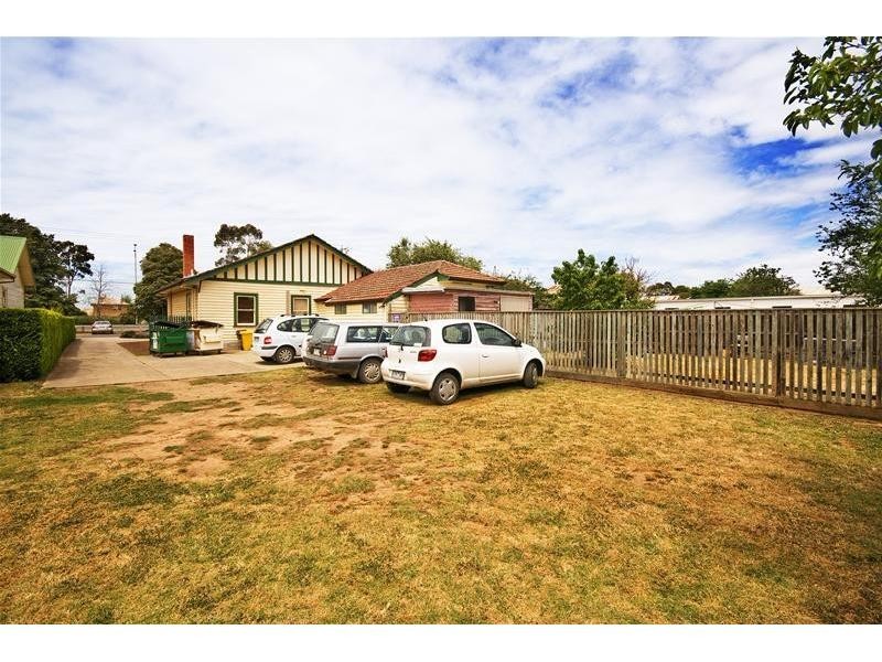 25 Princes Highway, Werribee VIC 3030