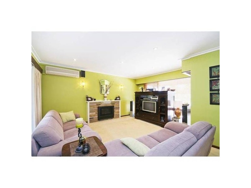 27 Sinns Avenue, Werribee VIC 3030